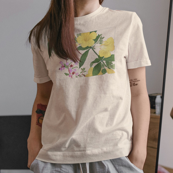 Vintage Clarkia & Allamanda Flower Tee - Picture 5 of 5